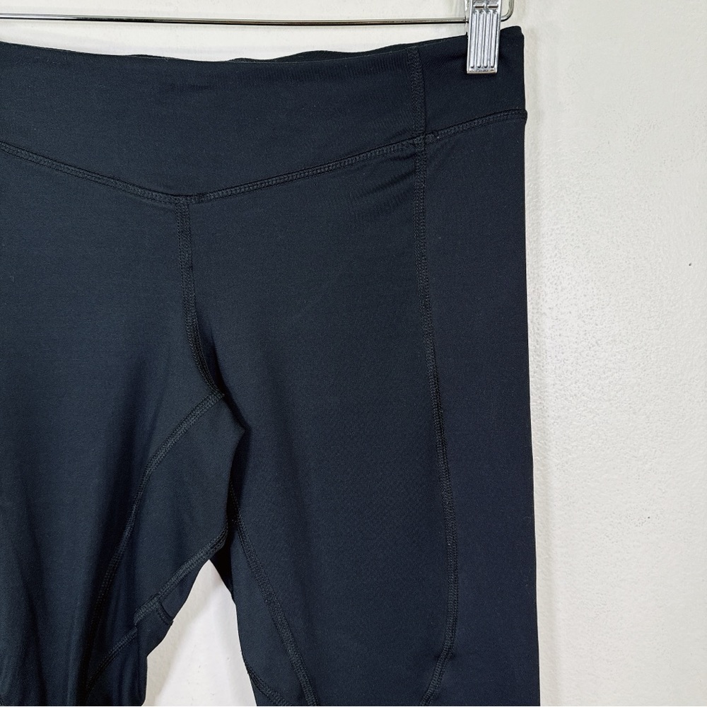 Lululemon Cropped Luxtreme Waist Mesh Pant - Picture 4 of 13